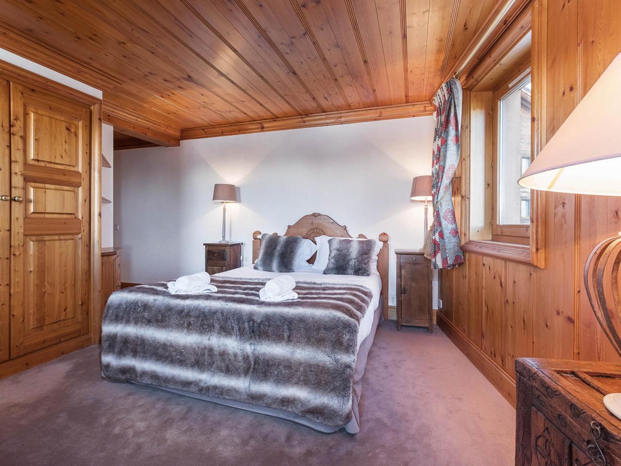 1850 - Skis Aux Pieds Avec Spa, Cheminee Et Piscine, 3 - Fr-1-564-115 Apartment